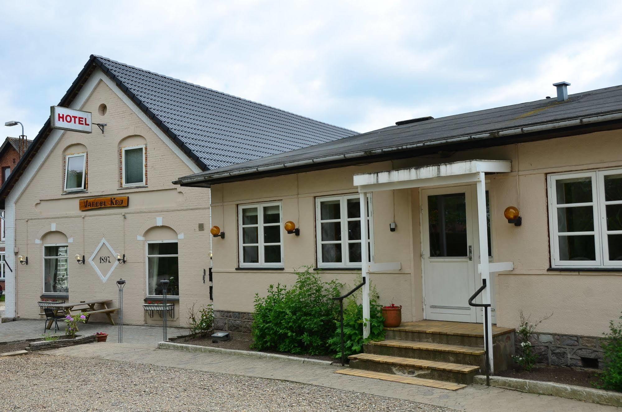 Vandel Hotel - Bed & Breakfast บิลลุนด์ ภายนอก รูปภาพ